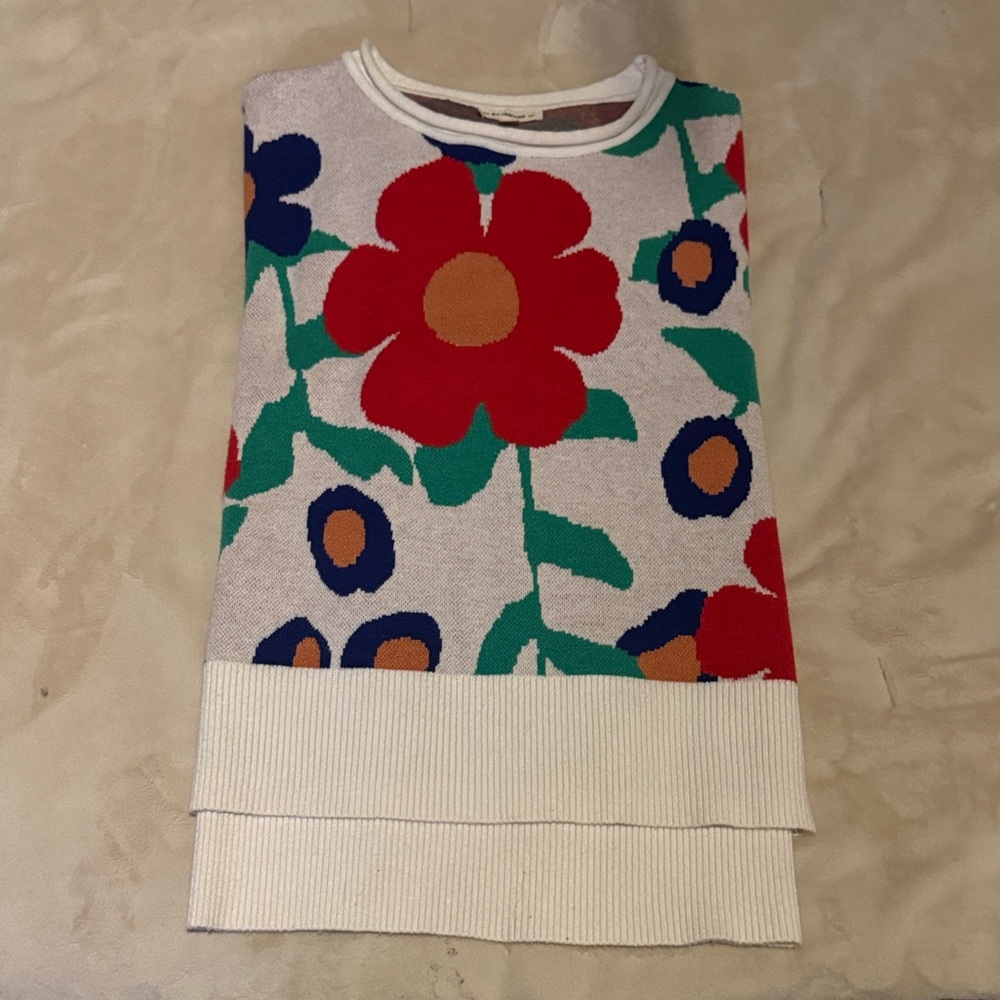 Eesome Red and Blue Floral Sweater